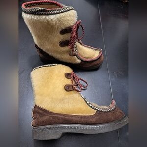 Vintage Rare Find Genuine Reindeer Fur Boots  Size 5 (34)